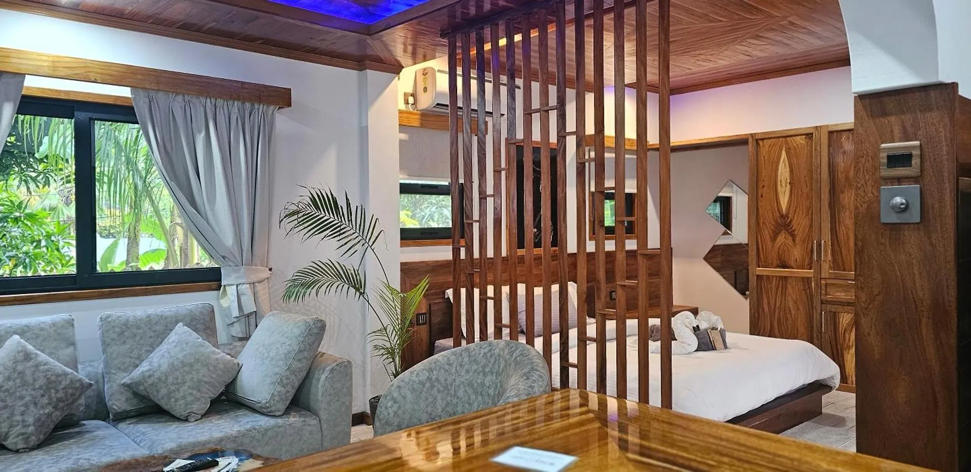 Alibel Beach Villa Anse a La Mouche